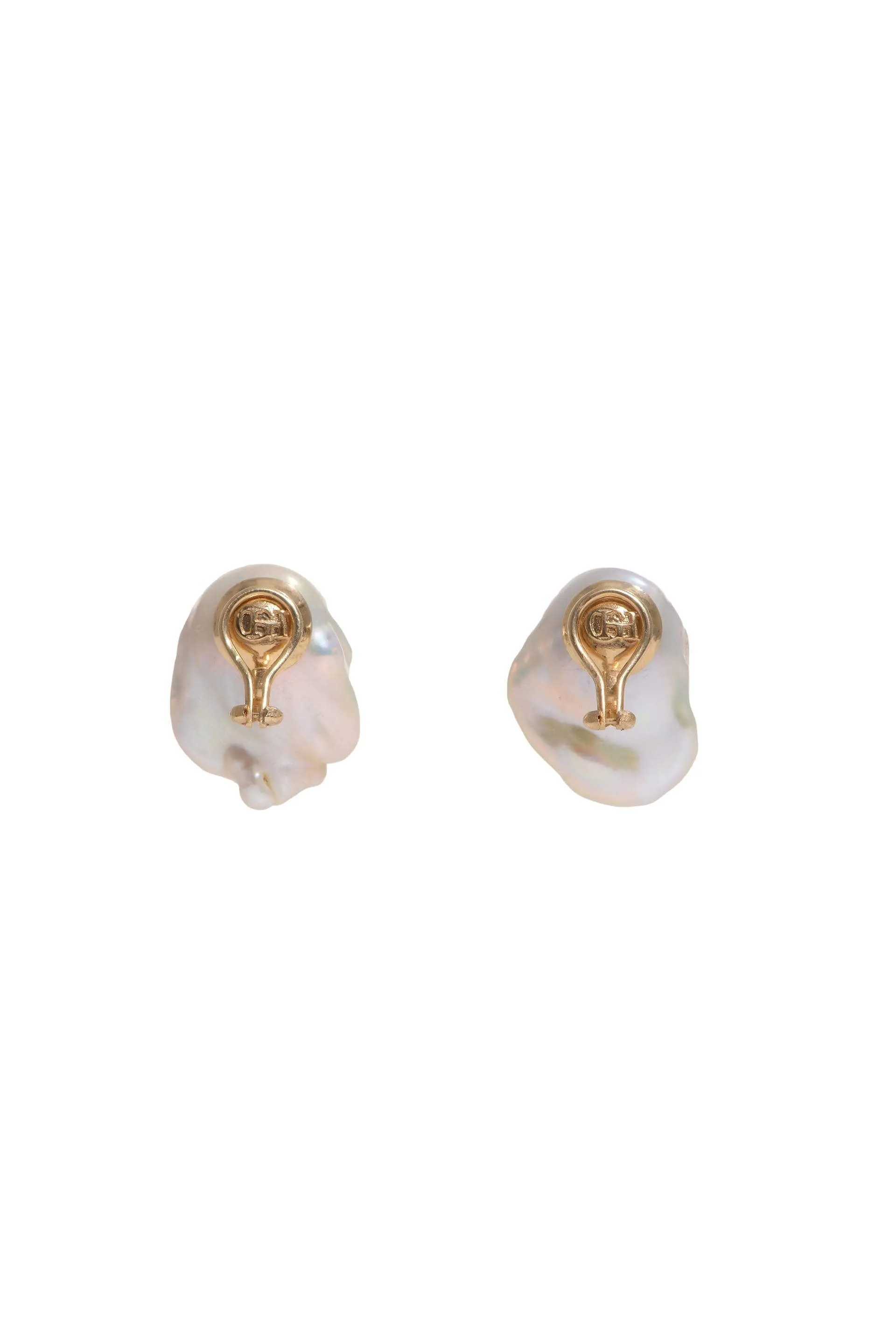Earrings in Baroque Freshwater Pearl & 18K Yellow Gold